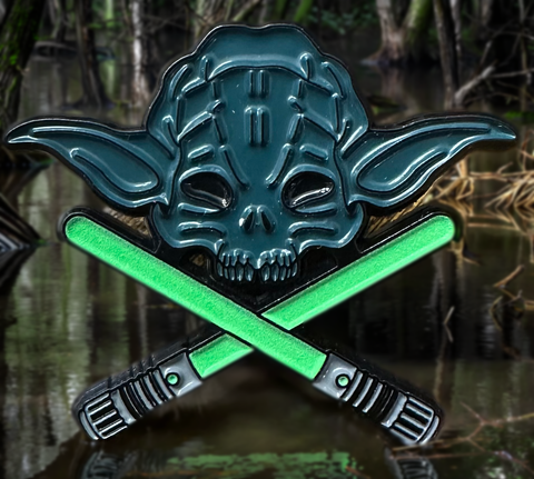 Skull and lightsaber pin 2.0